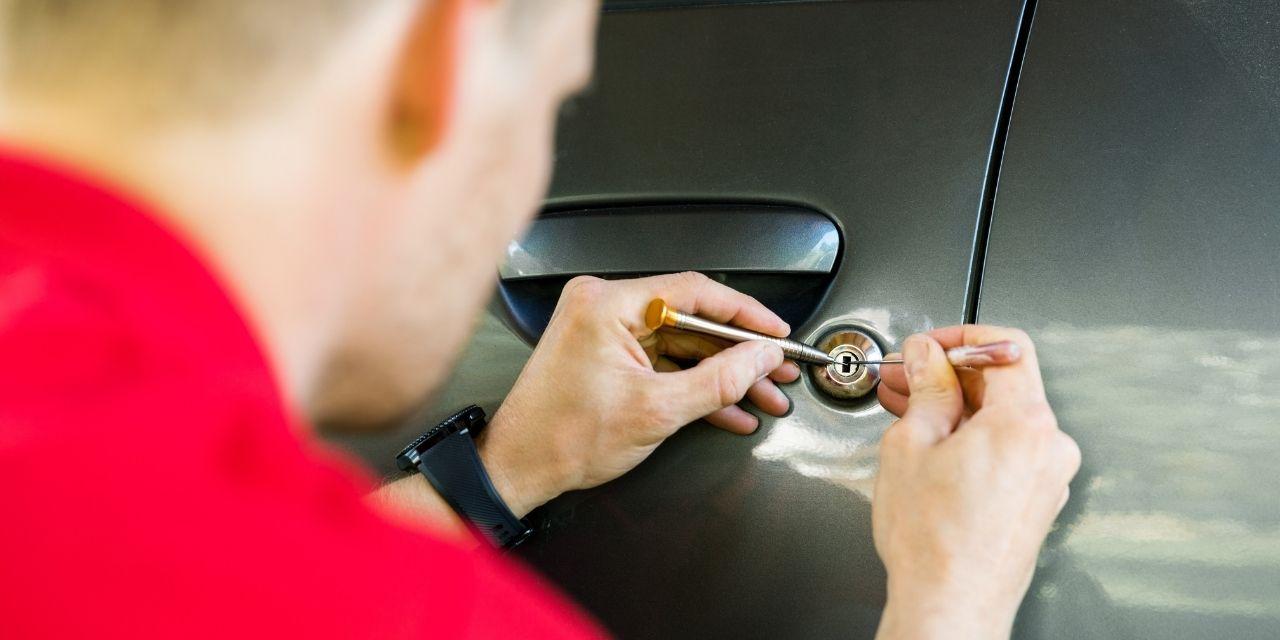 Problème avec la serrure de sa portière de voiture